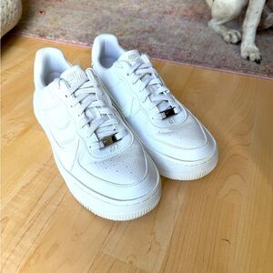 Nike Air Force 1 ‘07 in white